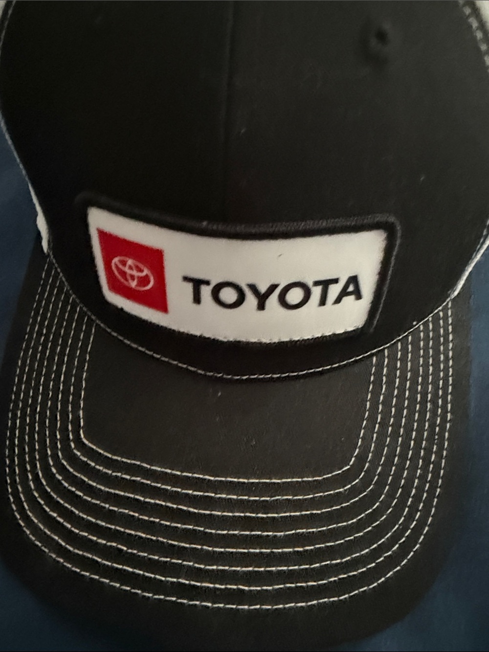Toyota Men’s Black Logo Baseball Cap